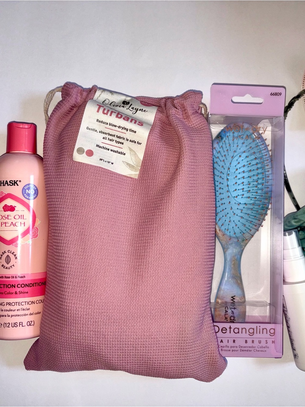 Hair Set: Cala Detangling Brush, Blossom Conditioning Wash, Hask Conditioner Etc